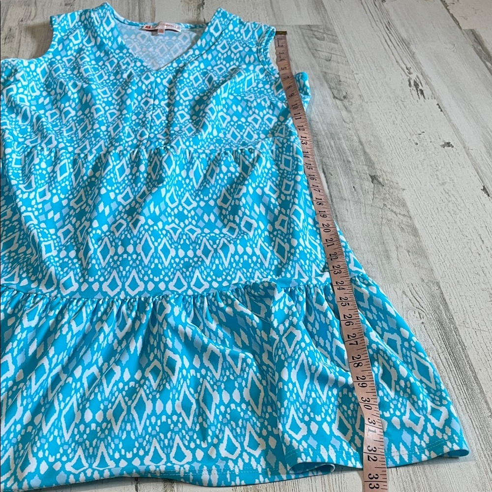 Jude Connally Blue and White Patterned Casual Dress - Picture 9 of 9